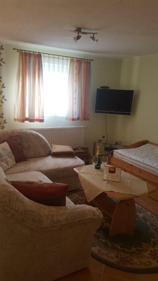 Ferienwohnung "Am Fechtertor- Eingang Zum Schlosspark" 푸트버스 외부 사진